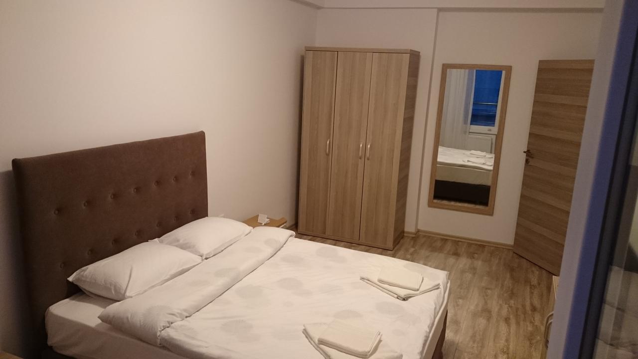 Oceana Summerland Apartment Mamaia Exterior photo
