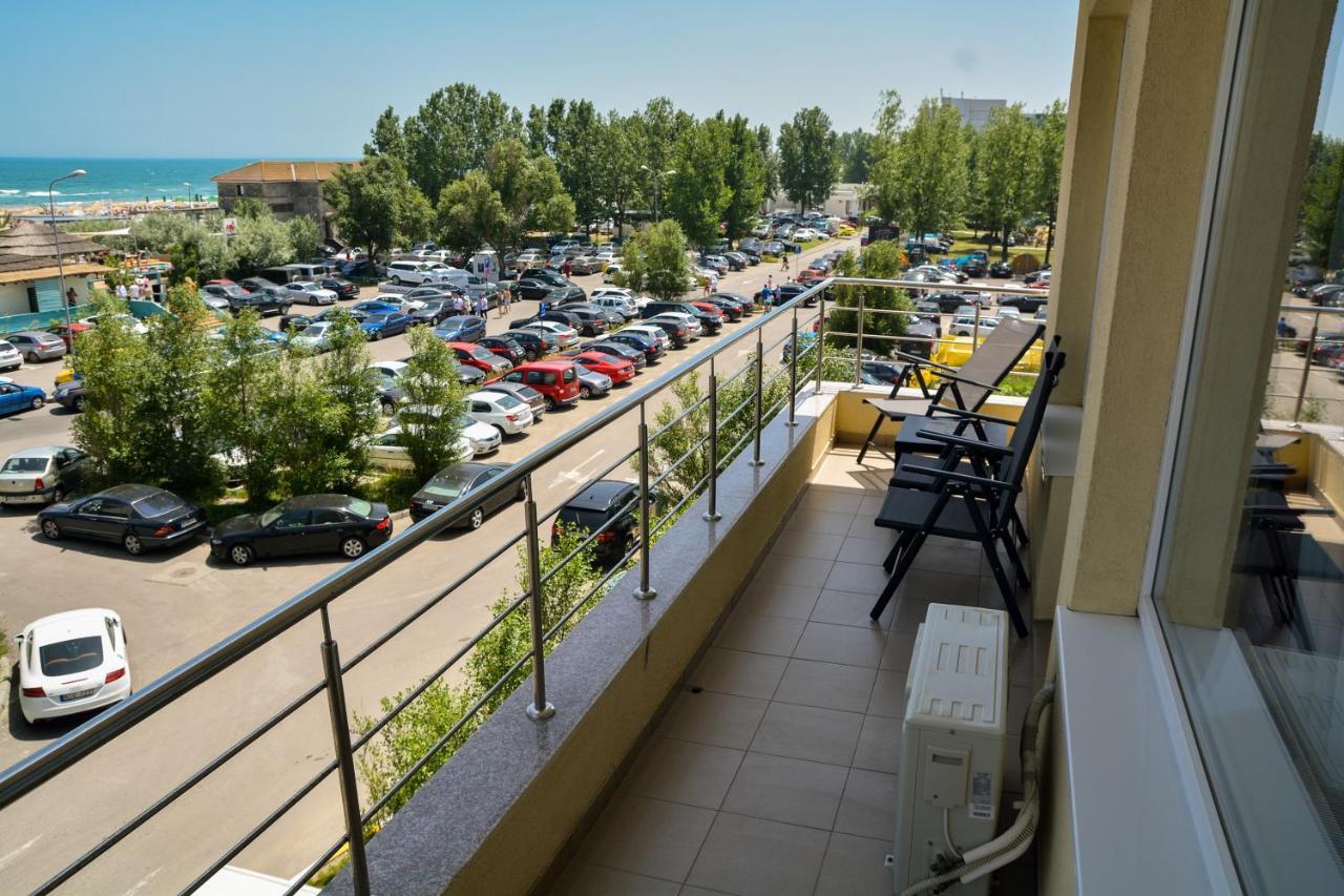 Oceana Summerland Apartment Mamaia Exterior photo