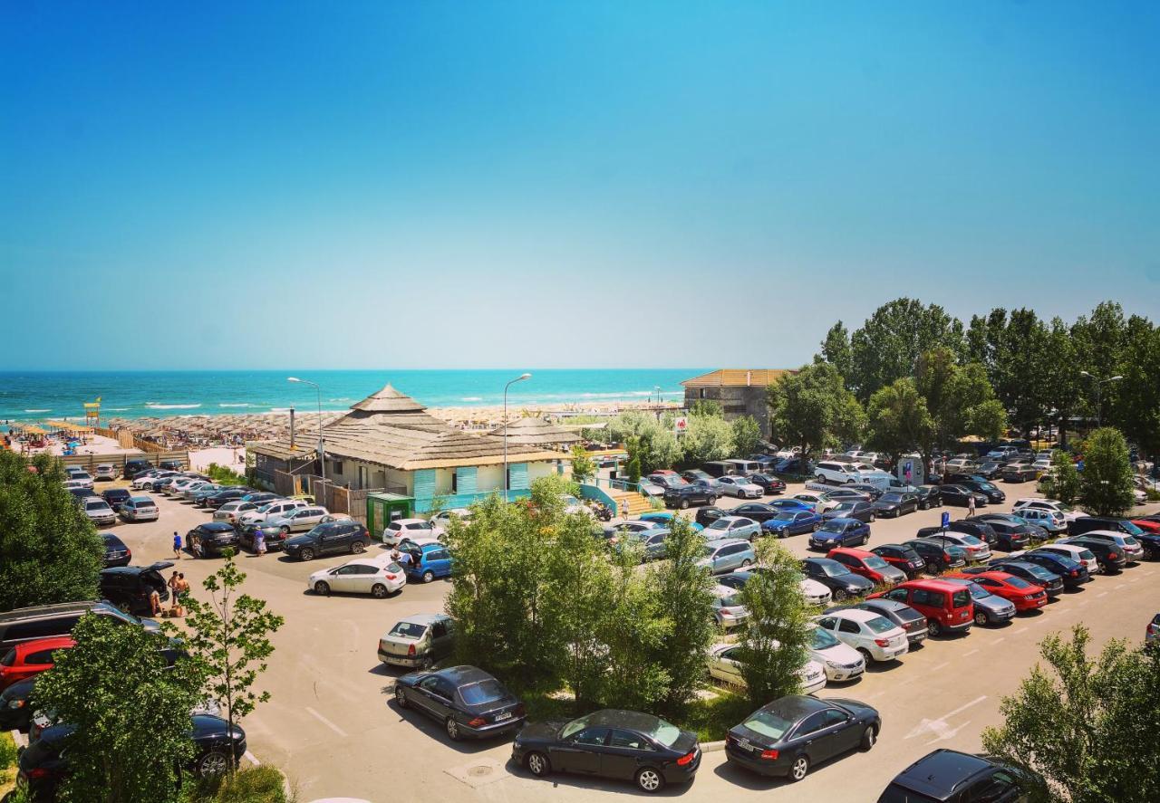 Oceana Summerland Apartment Mamaia Exterior photo